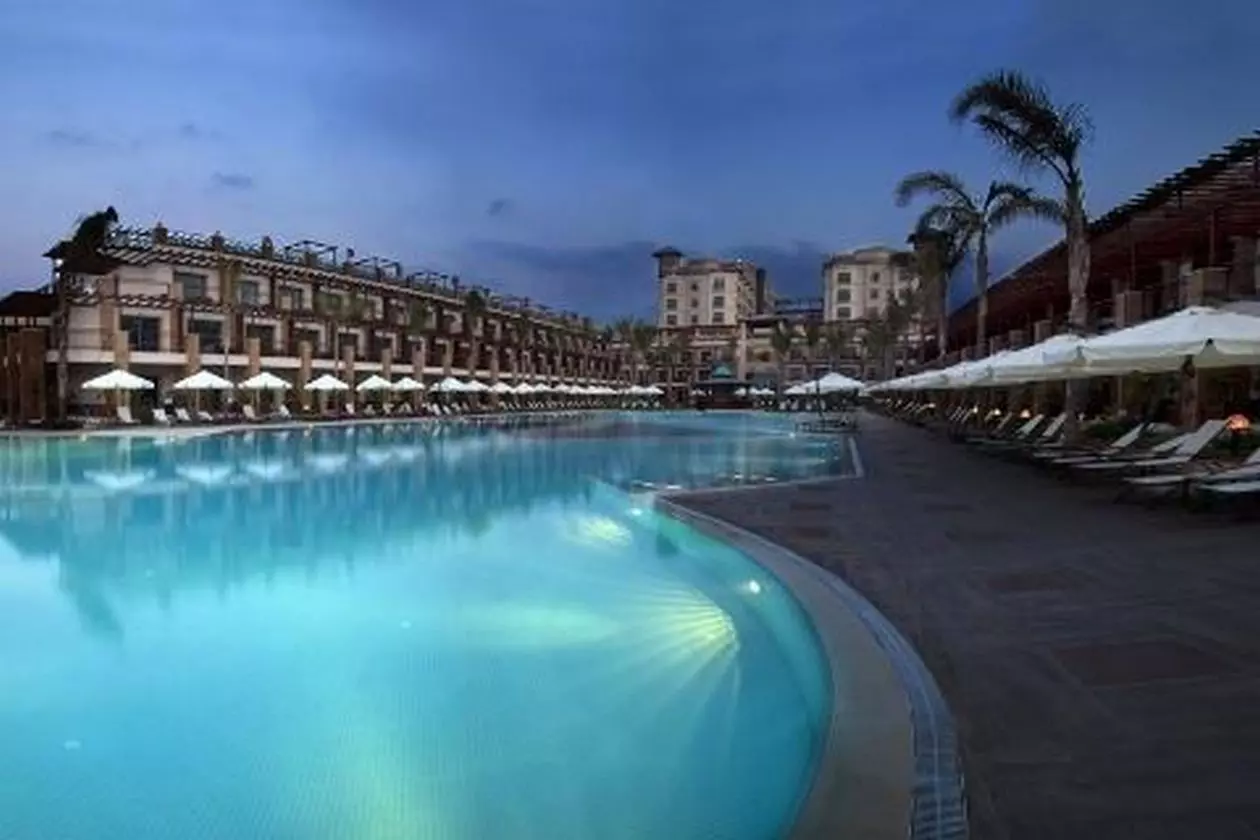 CRATOS_SHABAVIZ (9).jpg